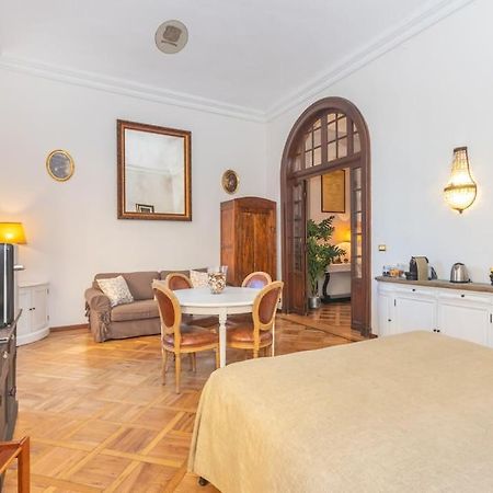 Liberty Suite Турин Екстер'єр фото