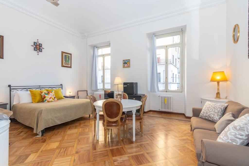 Liberty Suite Турин Екстер'єр фото